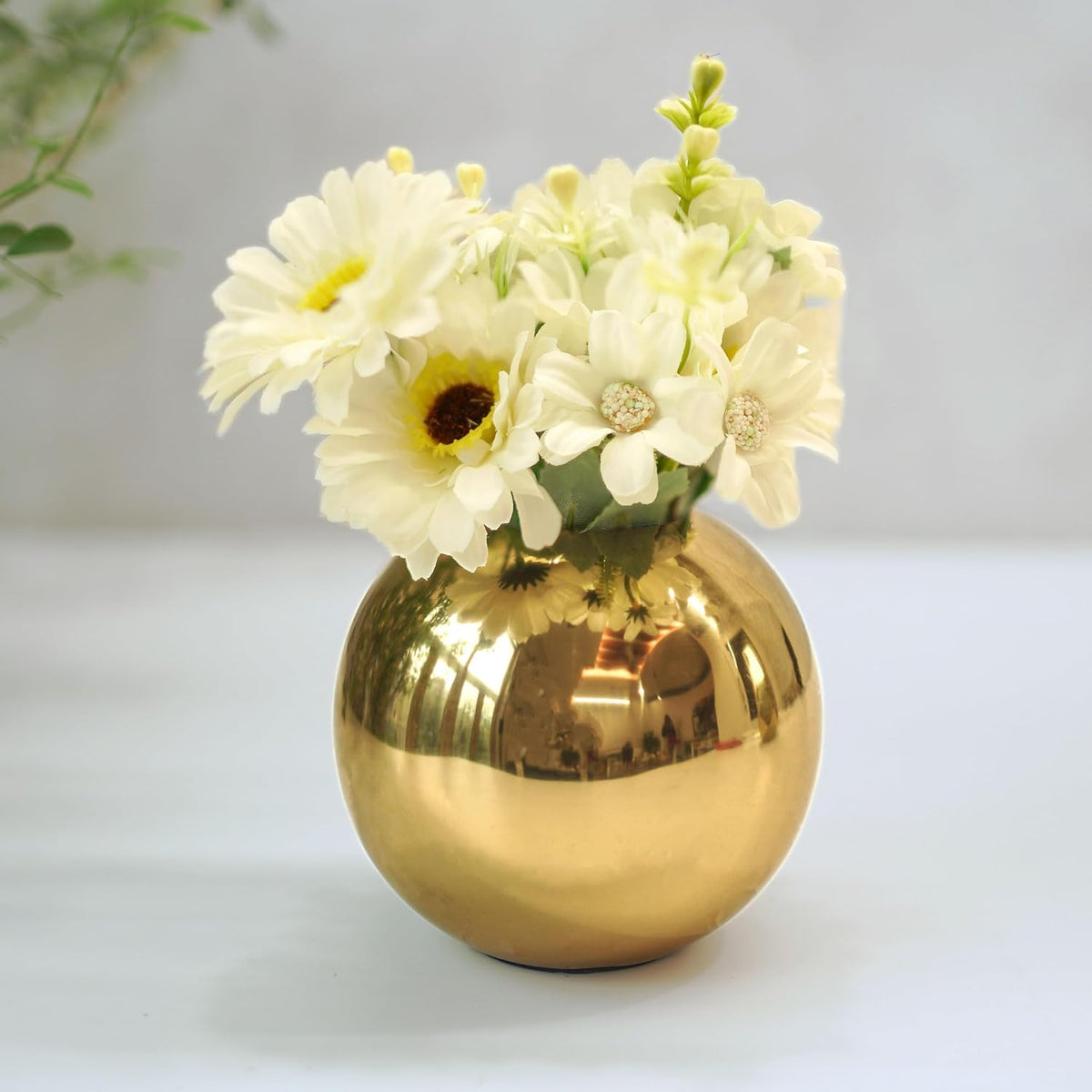 Metal ball  vase